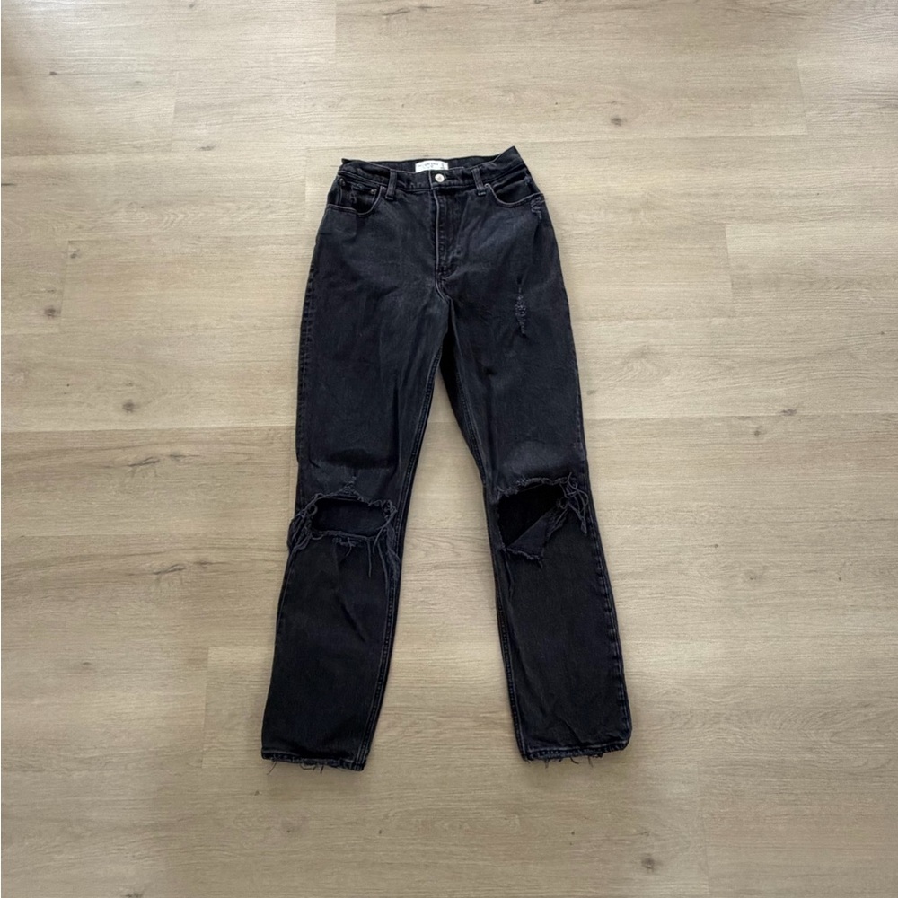 Abercrombie and Fitch - The 90s Straight Ultra High Rise
